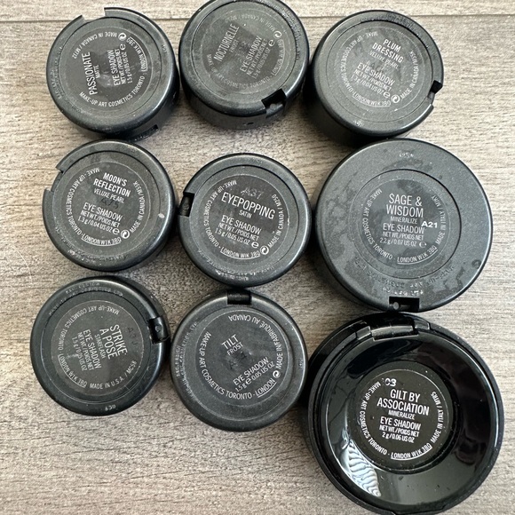 Bundle of Mac eyeshadows - Picture 6 of 6
